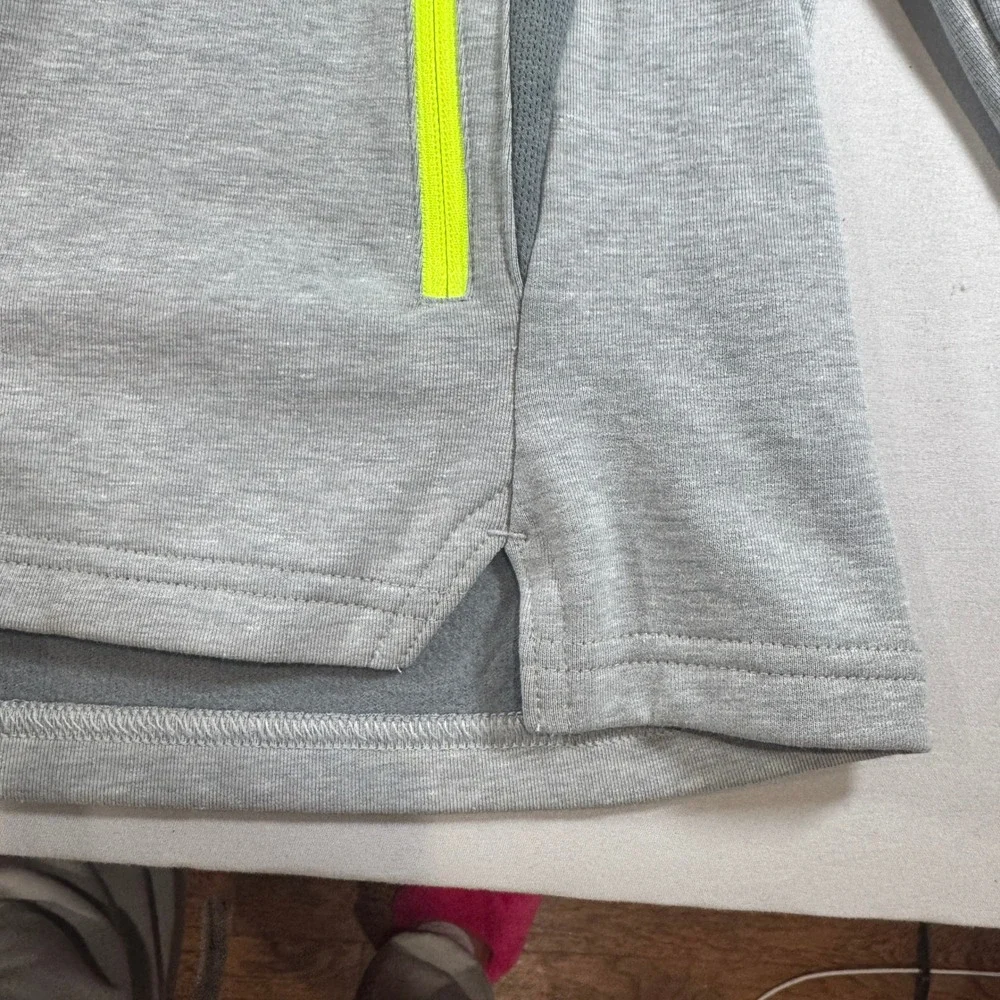 Nike Therma-FIT Men's Gray Neon‎ Dri-FIT Hoodie Pullover Sweatshirt Size Small